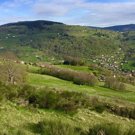 Dağ evi Cosy Chalet In Li Zey With Countryside Views Liézey