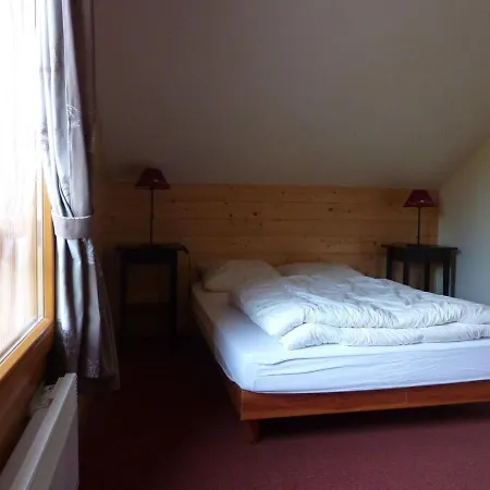 Cosy Chalet In Li Zey With Countryside Views *
